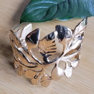 Elegant Gold Tone Leaf Hair Cuff